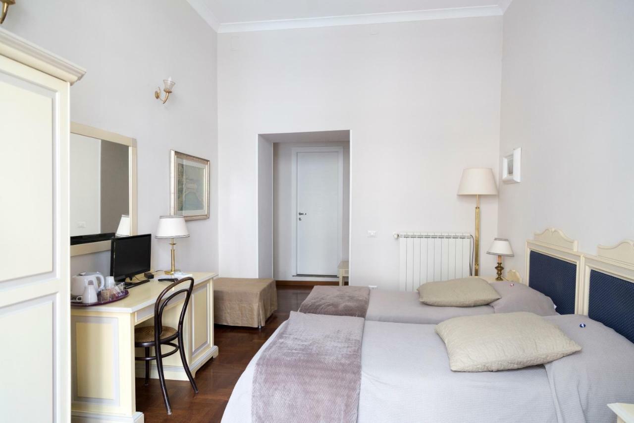 Bianchi Mediterranei B&B Napels Buitenkant foto